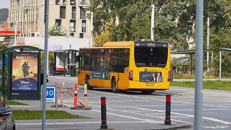 Band Zu Fuß glemt i bus Ausblenden Berühmtheit Industrie